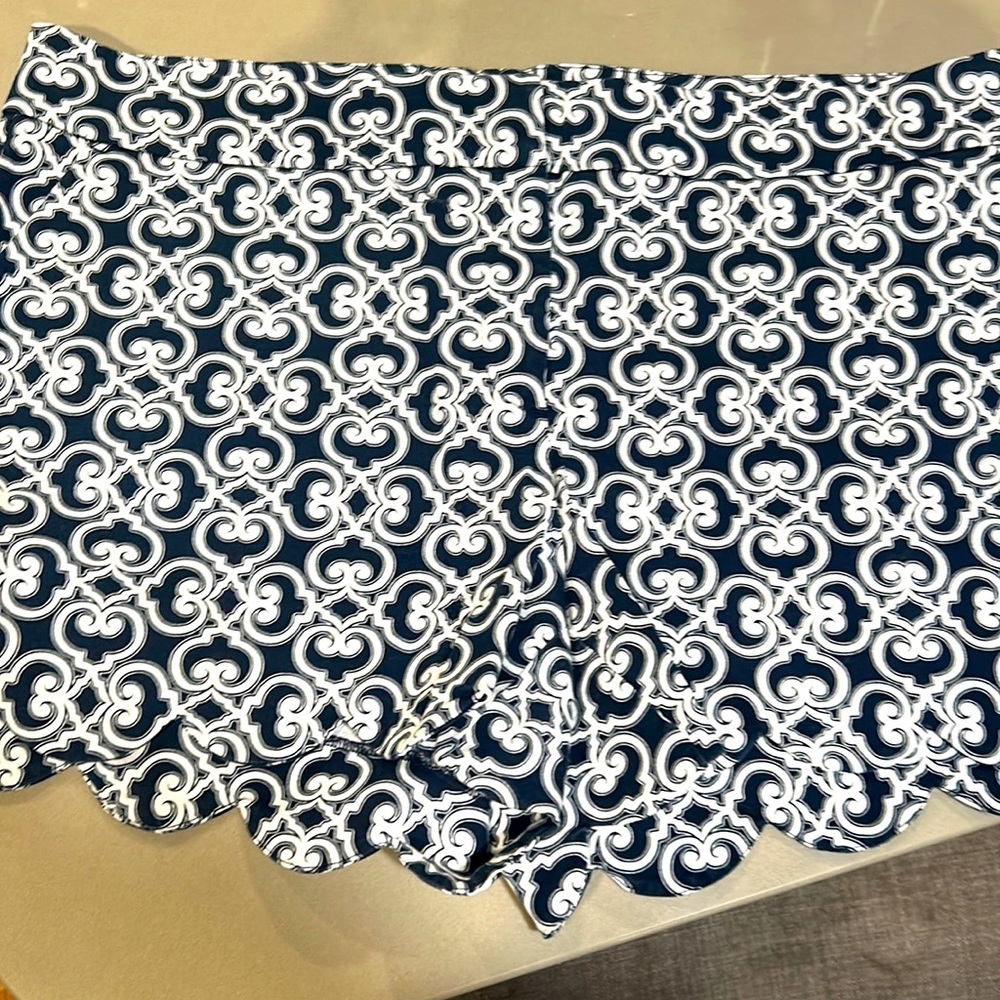 Crown & Ivy shorts